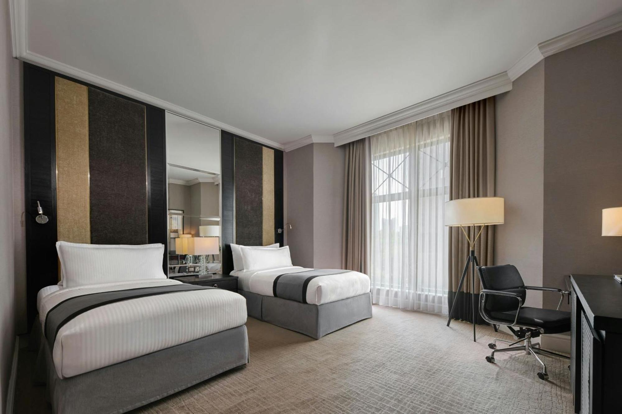 The Ritz-Carlton, Kuala Lumpur — Photos 1